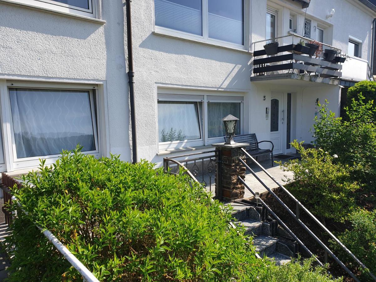 Gemuetliche, Ruhig Gelegene Wohnung In Cochem Esterno foto